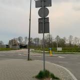 Zarośnięty chodnik przy znaku Tychy ul. Dąbrowskiego<span class="fix-status status-3">Ukończony</span>