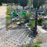 Ponownie ta sama sytuacja: Rozsypane śmieci przy poborze wody na cmentarzu Wartogłowiec kwatera f4<span class="fix-status status-3">Ukończony</span>
