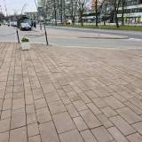 Uszkodzony chodnik Niepodległości 77 (apteka Zdrowit)<span class="fix-status status-3">Ukończony</span>