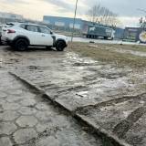 Nielegalny parking.<span class="fix-status status-2">Przyjęte</span>