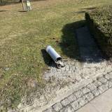 Uszkodzona oprawa oświetlenia dekoracyjnego Tychy al. Niepodległości<span class="fix-status status-3">Ukończony</span>