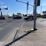 Zalegające elementy plastikowe i porzucony karton na skrzyżowaniu Tychy Katowicka-DK44<span class="fix-status status-3">Ukończony</span>