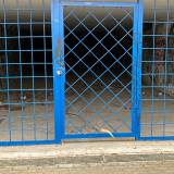 Pełno butelek, puszek, śmieci i liści w zamkniętym przejściu podziemnym pod al. Jana Pawła II<span class="fix-status status-3">Ukończony</span>