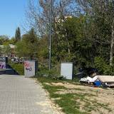 Porzucone śmieci po sprzątaniu dzikiego wysypiska przy zamkniętym przejściu podziemnym pod al. Jana Pawła II<span class="fix-status status-2">Przyjęte</span>