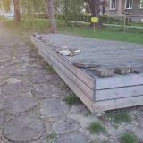 Uszkodzona ścieżka/chodnik <span class="fix-status status-2">Przyjęte</span>