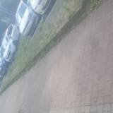 Zarastajacy trawą chodnik I parking<span class="fix-status status-2">Przyjęte</span>